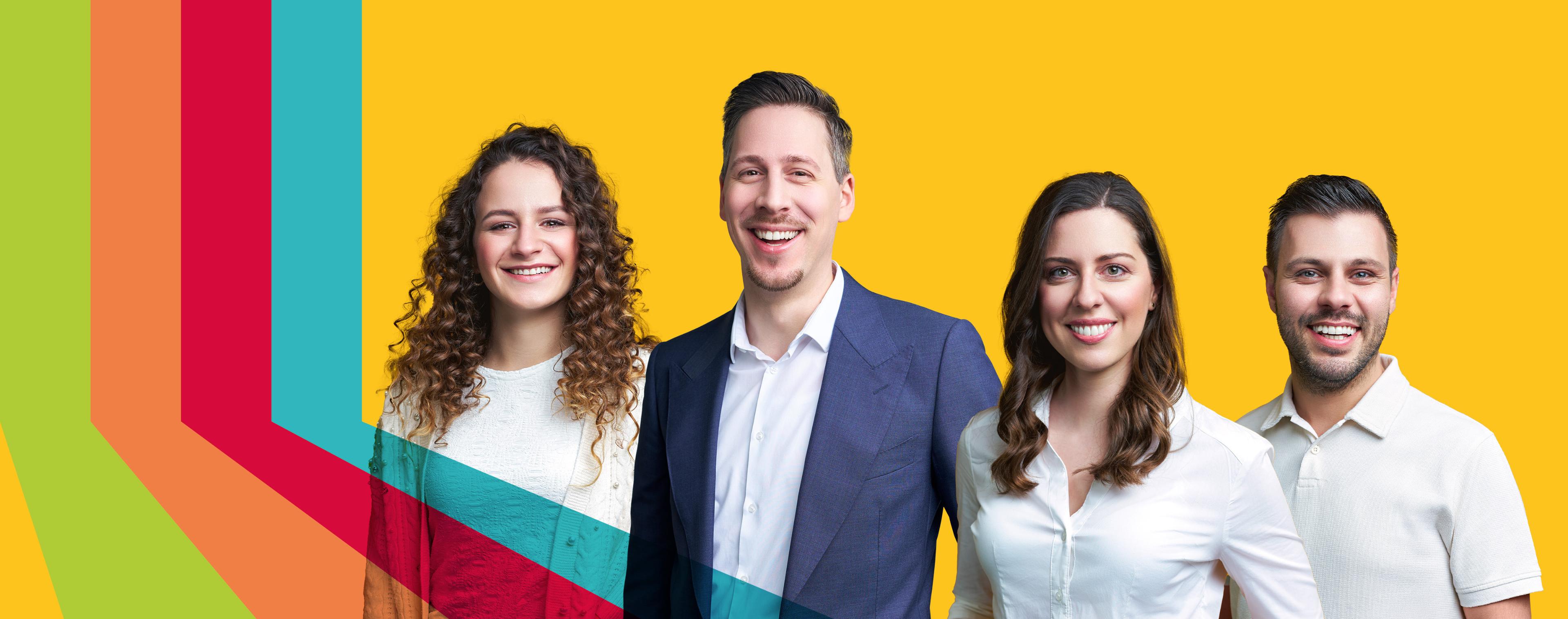 Vier Mitarbeitende der Stadt auf gelbem Hintergrund 